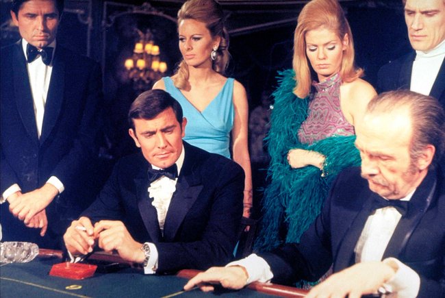 George Lazenby übernahm die Titelrolle im Film „Im Geheimdienst Ihrer Majestät“. George Lazenby übernahm die Titelrolle im Film „Im Geheimdienst Ihrer Majestät“.