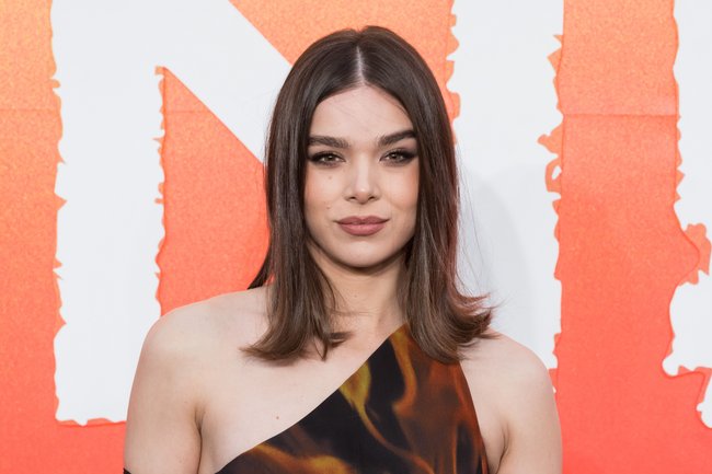 Hailee Steinfeld bei einer Filmpremiere im April 2025. Hailee Steinfeld bei einer Filmpremiere im April 2025.
