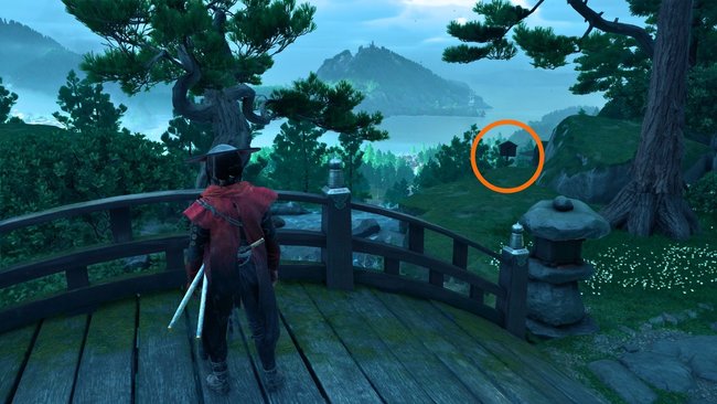 Rechts der Brücke steht ein Schild an der Klippe. Rechts der Brücke steht ein Schild an der Klippe.