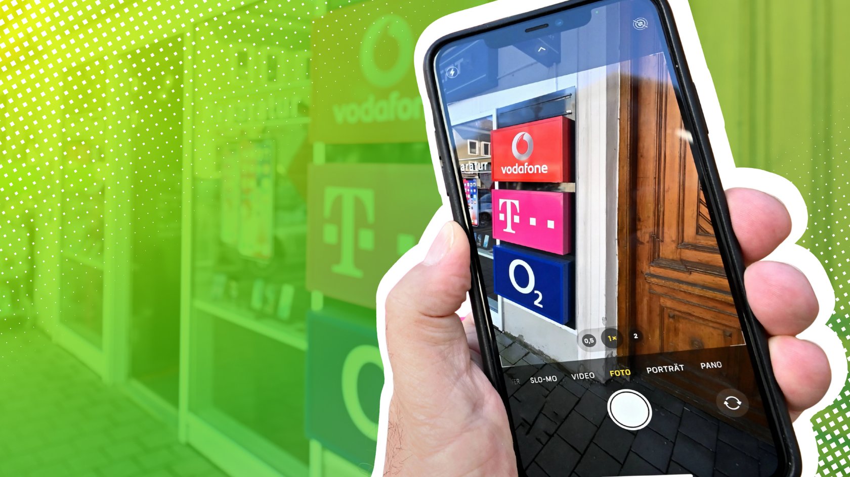 Logos von Telekom, Vodafone und o2 auf einem Smartphone-Foto. Logos von Telekom, Vodafone und o2 auf einem Smartphone-Foto.