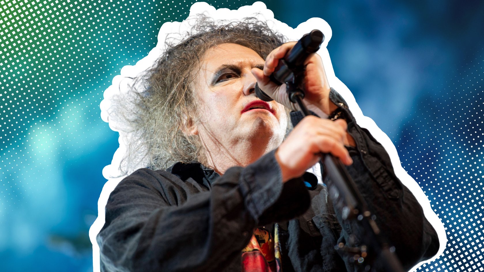 Der britische Sänger Robert Smith von The Cure bei einem Auftritt in Italien. Der britische Sänger Robert Smith von The Cure bei einem Auftritt in Italien.