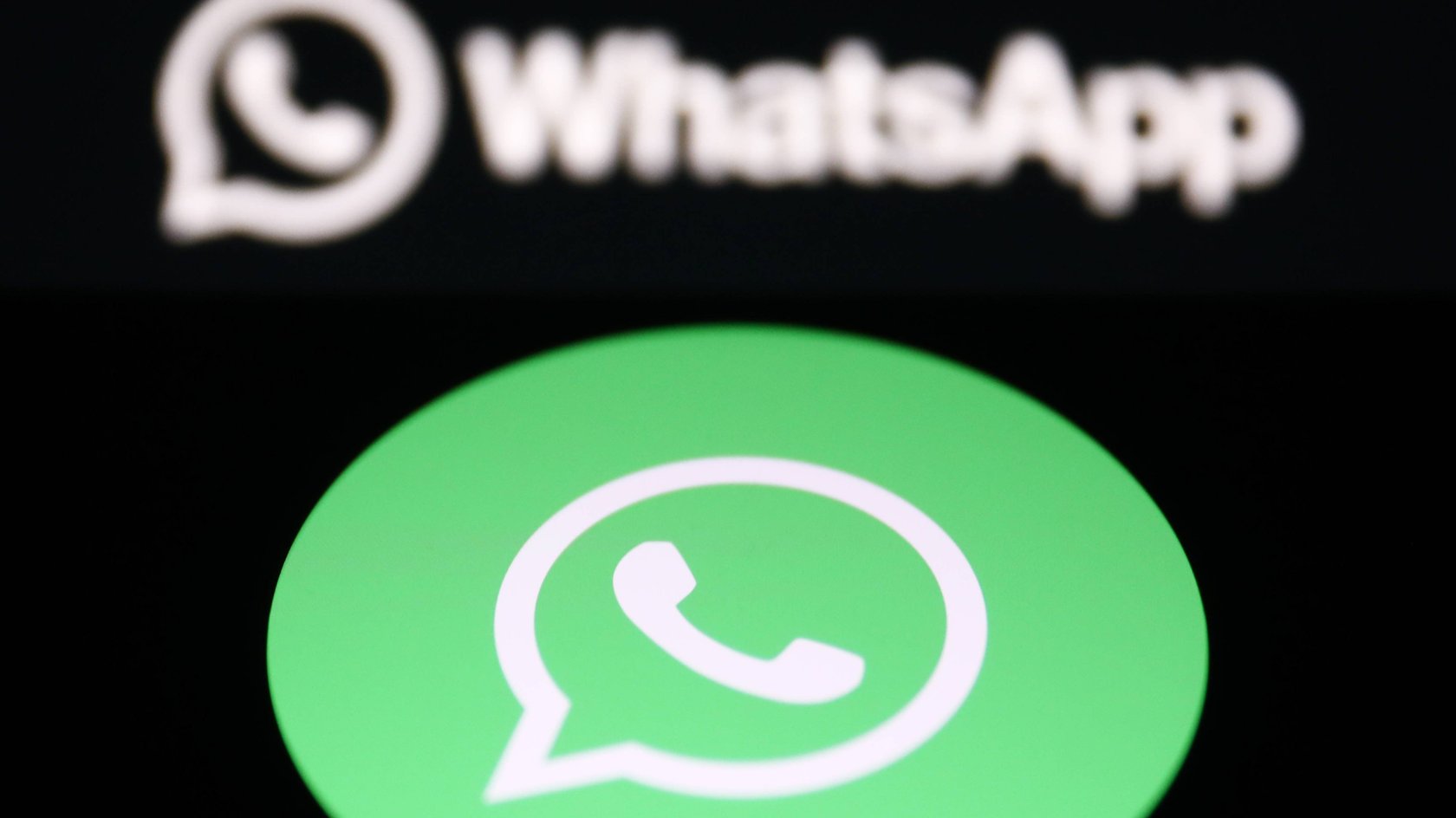 Dieser Tech-Konzern steckt hinter WhatsApp. Dieser Tech-Konzern steckt hinter WhatsApp.