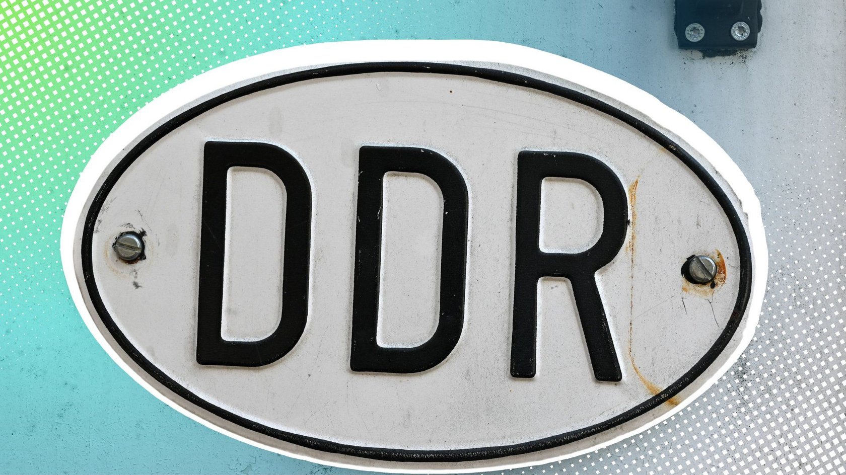 Mit Google Maps lässt sich eine verlassene DDR-Geisterstadt entdecken. Mit Google Maps lässt sich eine verlassene DDR-Geisterstadt entdecken.