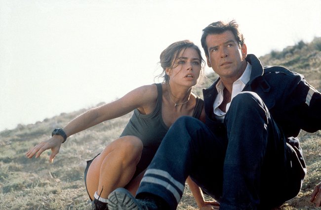 Pierce Brosnan übernahm die Titelrolle in „Die Welt ist nicht genug“ mit Denise Richards an seiner Seite. Pierce Brosnan übernahm die Titelrolle in „Die Welt ist nicht genug“ mit Denise Richards an seiner Seite.