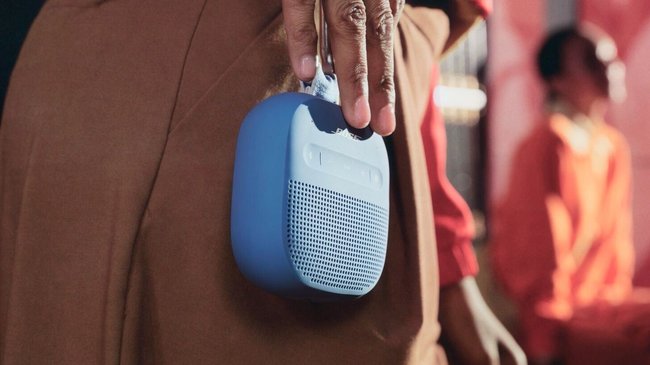 Bose SoundLink Micro (2. Generation): Endlich mit USB-C-Buchse. Bose SoundLink Micro (2. Generation): Endlich mit USB-C-Buchse.