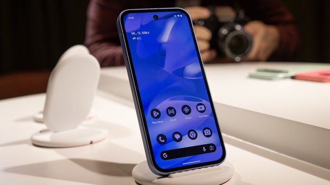 Google Pixel 9a Google Pixel 9a