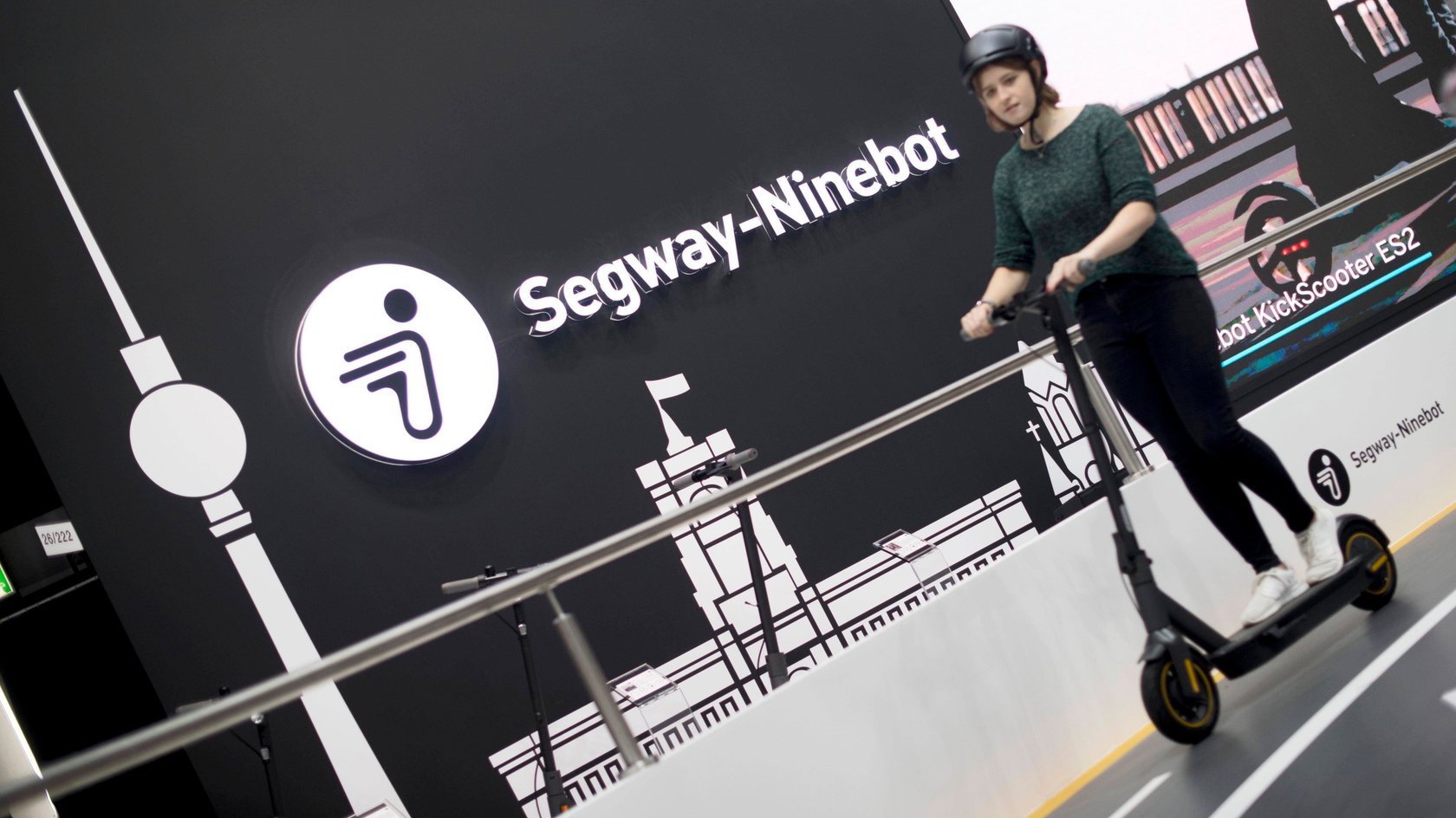 Der „Ninebot Max“ von Segway ist vom Rückruf betroffen. Der „Ninebot Max“ von Segway ist vom Rückruf betroffen.
