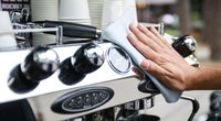 Kaffeemaschine reinigen – schnell und einfach mit Hausmitteln