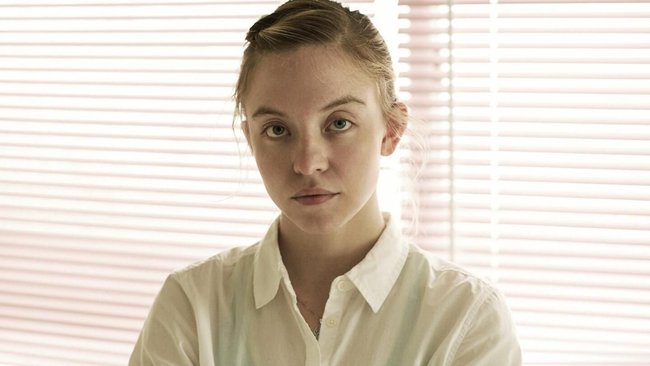 Sydney Sweeney in dem Drama Reality. Sydney Sweeney in dem Drama Reality.