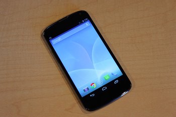 Nexus 4 by Techcrunch - Front