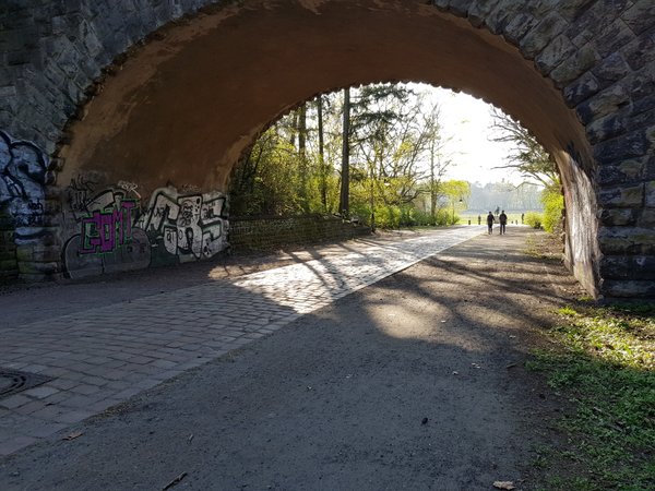Testfoto Brücke/Gegenlicht: Samsung Galaxy S8 Testfoto Brücke/Gegenlicht: Samsung Galaxy S8