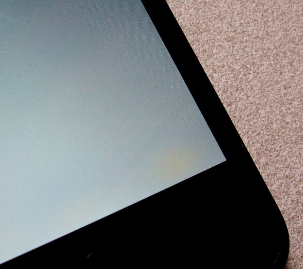 Gelbe Flecken beim Retina Display