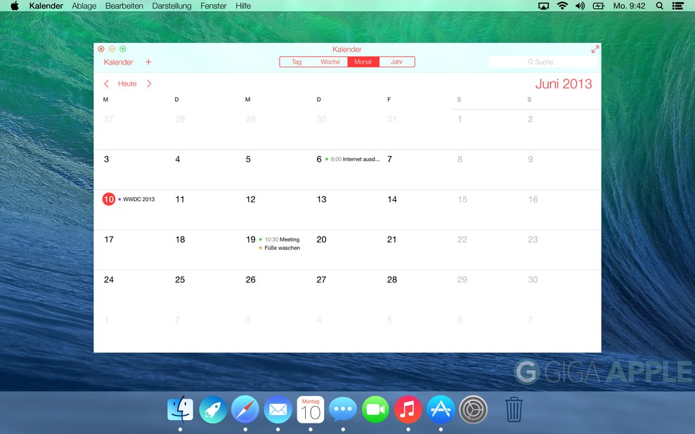 Kalender in OS XI: Auch auf dem Mac ist er mit roten Akzenten versehen. Die Titelleiste lässt den Schreibtischhintergrund erahnen.