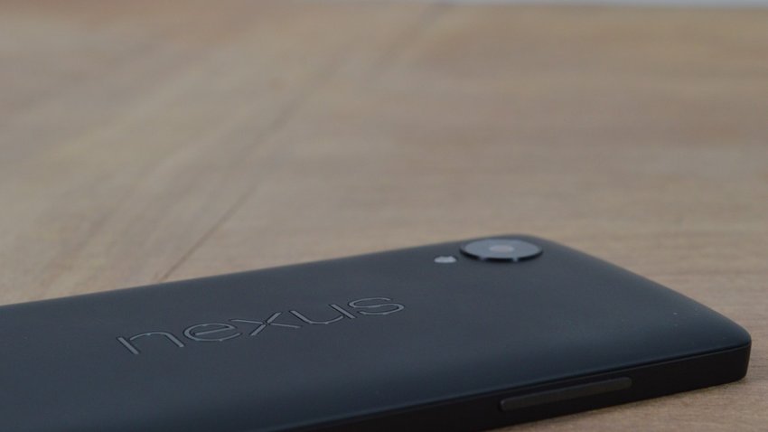 Nexus 5 behind GIGA