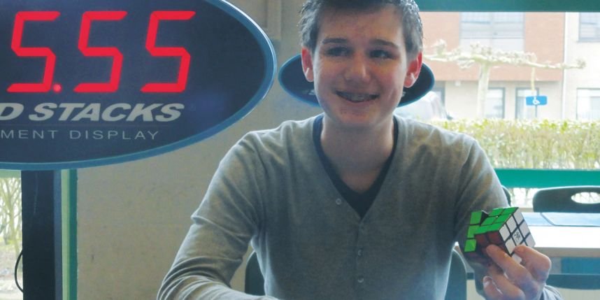 Mats Valk ist mit 5,55 Sekunden Weltrekordhalter im Speed Cubing (nur durch eine Maschine überboten)