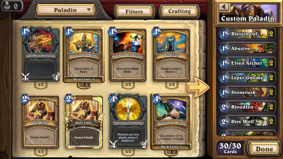 Anfänger machen häufig den Fehler, dass sie zu wenige billige Karten ins Deck integrieren und die ersten Runden nichts spielen können.