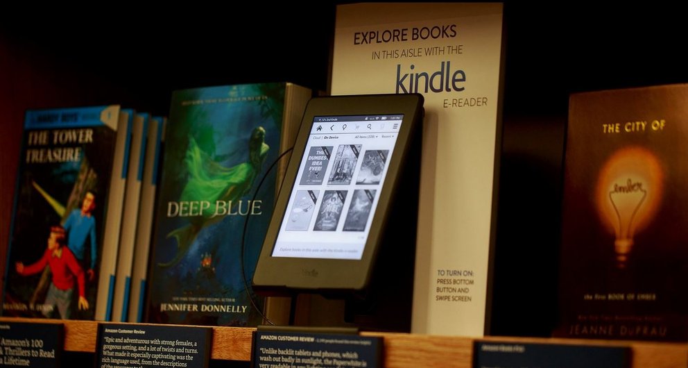 Amazon Books Store Kindle