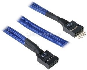 Legt man Wert auf eine schicke Optik, da der PC beispielsweise über ein Seitenfenster verfügt, kann man auf gesleevte interne Kabel zurückgreifen.