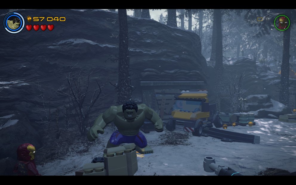 Aber auch ohne Season Pass könnt ihr in LEGO Marvel Avengers beliebte Spielfiguren wie Hulk nutzen, um die Welt zu retten
