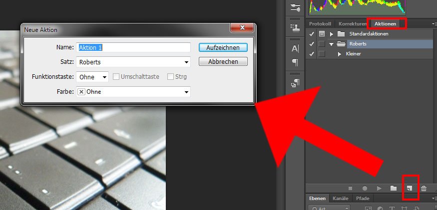 Photoshop nutzt „Aktionen“, welche aber im Grunde Makros sind.