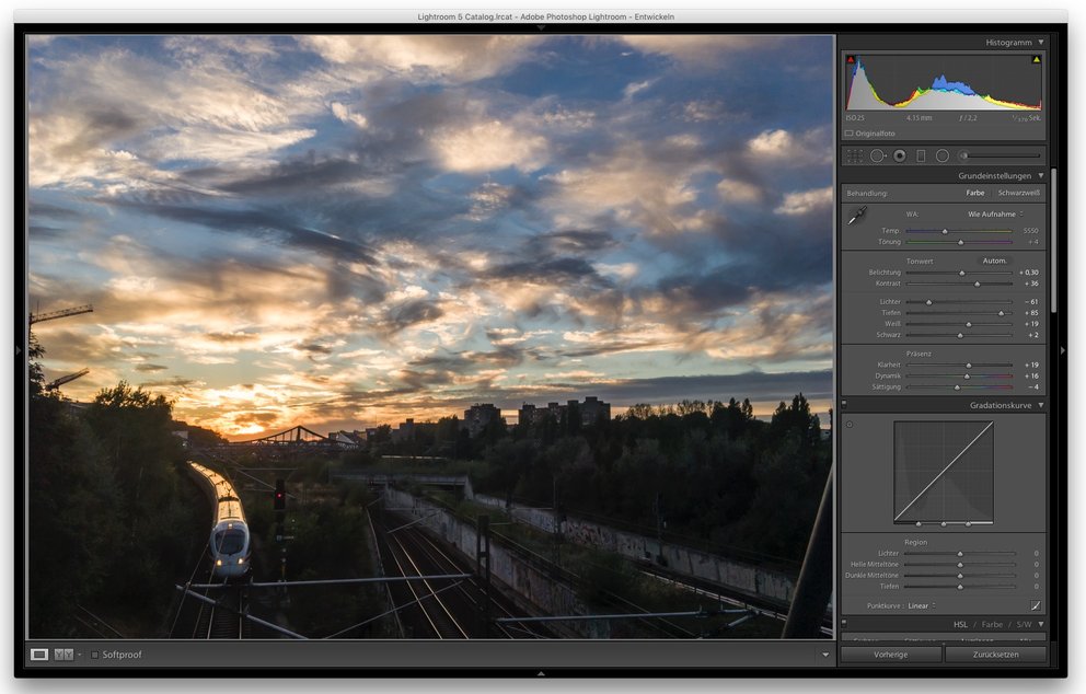 Bei diesem Motiv musste sich auch die recht gute Fotos-App von macOS geschlagen geben, Lightroom konnte die Schattenpartien aber aufhellen.