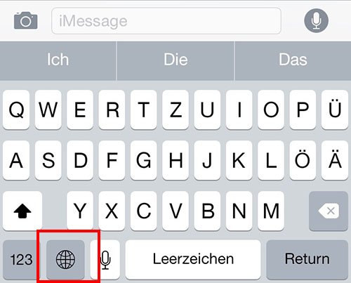 Tippt auf das Weltkugel-Symbol, um zwischen Smiley- und Text-Tastatur zu wechseln.