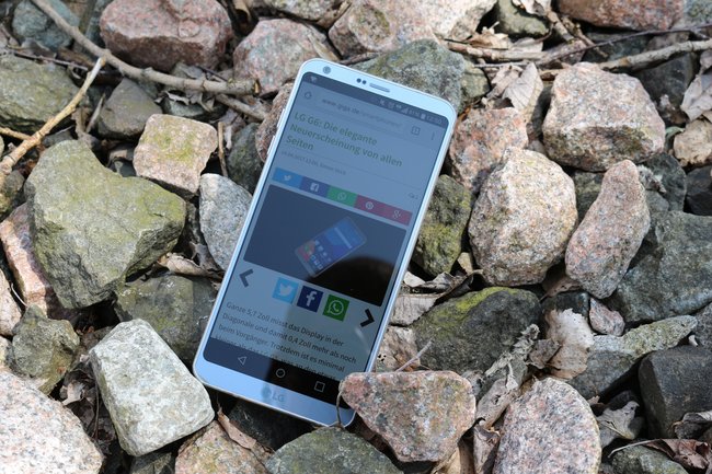 Das LG G6 von 2017 war das erste Smartphone, das ein 18:9-Display besaß – der Vorteil: Nahezu keine Ränder.