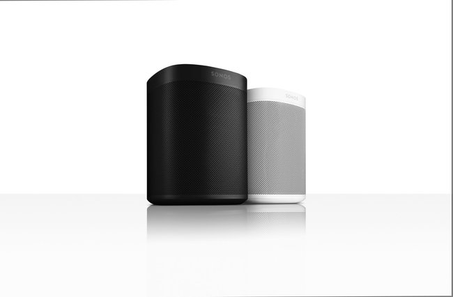 Der Sonos One wird in den Farben Weiß und Schwarz angeboten. Quelle: Sonos
