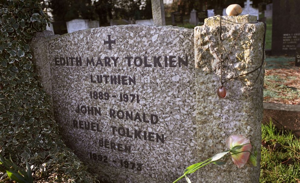 Tolkien Grab