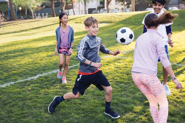 Fitbit Ace 2 geleakt: Der bunte Fitness-Tracker für Kinder