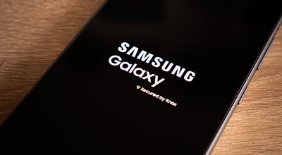 Samsung legt los Beliebtes Galaxy Handy erhält Update auf Android 14