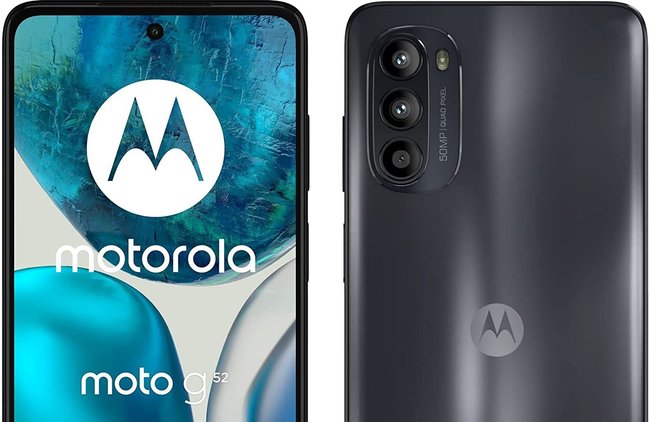 Vorder- und Rückseite des Smartphones Motorola Moto G52.