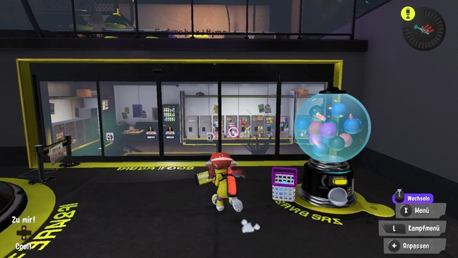 Hinter dem Kapselautomaten findet ihr die Spindhalle in der Lobby. (Quelle: Screenshot spieletipps)