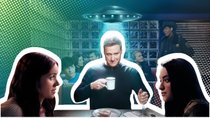 „Resident Alien“ Staffel 5: Geht es mit der Serie weiter?