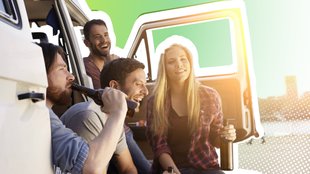 Sommer-Hack fürs Auto: So einfach habt ihr ohne Kühlbox kalte Getränke