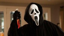 „Scream“-Reihenfolge: So folgen die Filme und Staffeln aufeinander