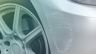 Lackschäden mit Zahnpasta entfernen: Funktioniert das wirklich?