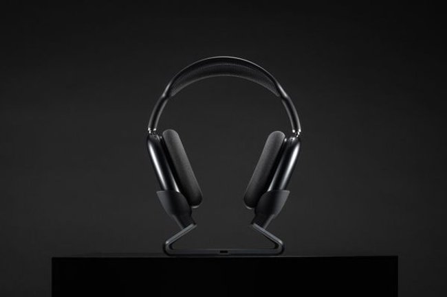 Schicke Ladestation für die AirPods Max.