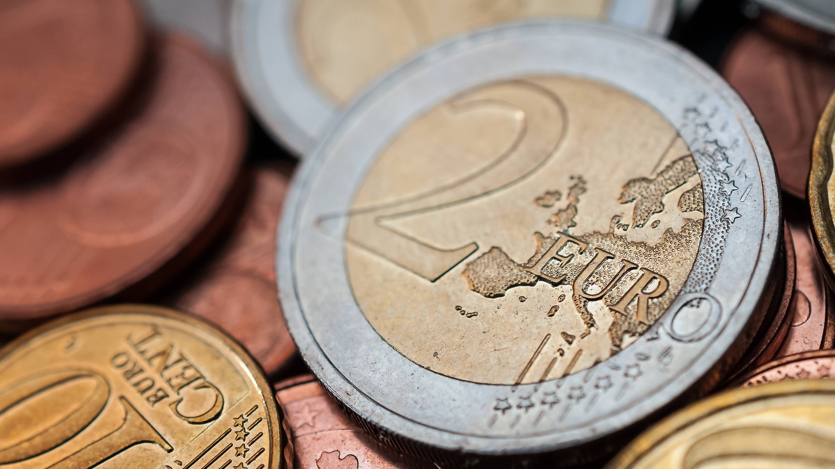 Eine 2-Euro-Münze könnte unter Umständen irgendwann sehr viel mehr wert sein.