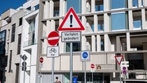 Verwirrung im Stadtverkehr: Dieses Schild sorgt für Rätselraten