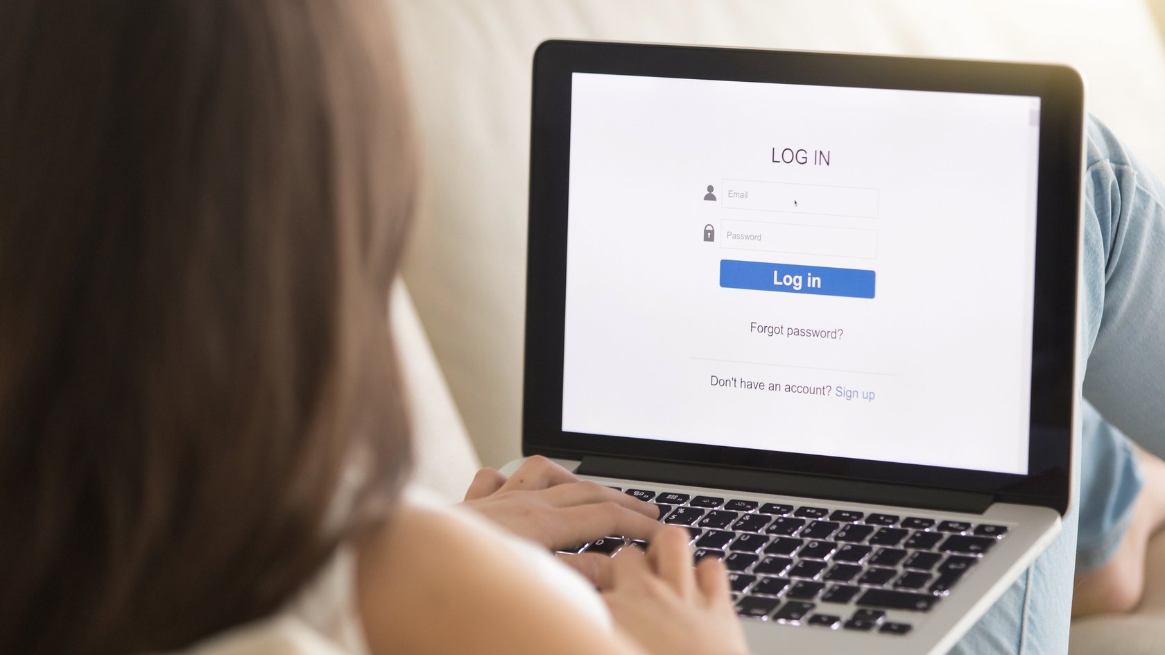 Login und auch Registrierung klappen bei Otto ganz einfach.