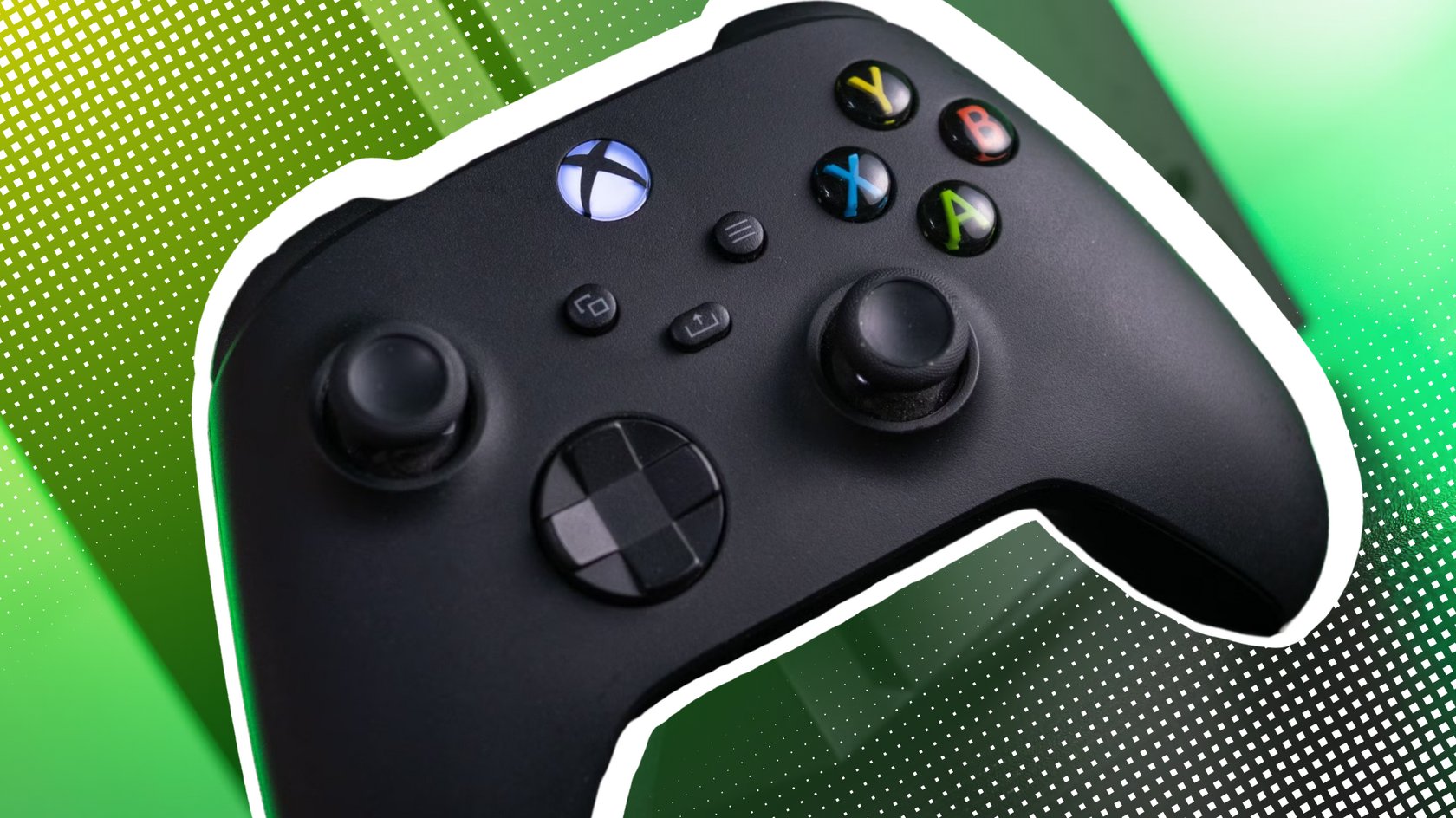 Schwarzer Xbox-Controller mit leuchtender Xbox-Taste in Nahaufnahme vor einem dynamischen Hintergrund in Grün.
