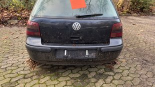 Roter Aufkleber am Auto? Das kann richtig teuer werden