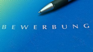 Bewerbung mit KI erstellen? Davor warnen Experten