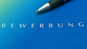 Bewerbung mit KI erstellen? Davor warnen Experten