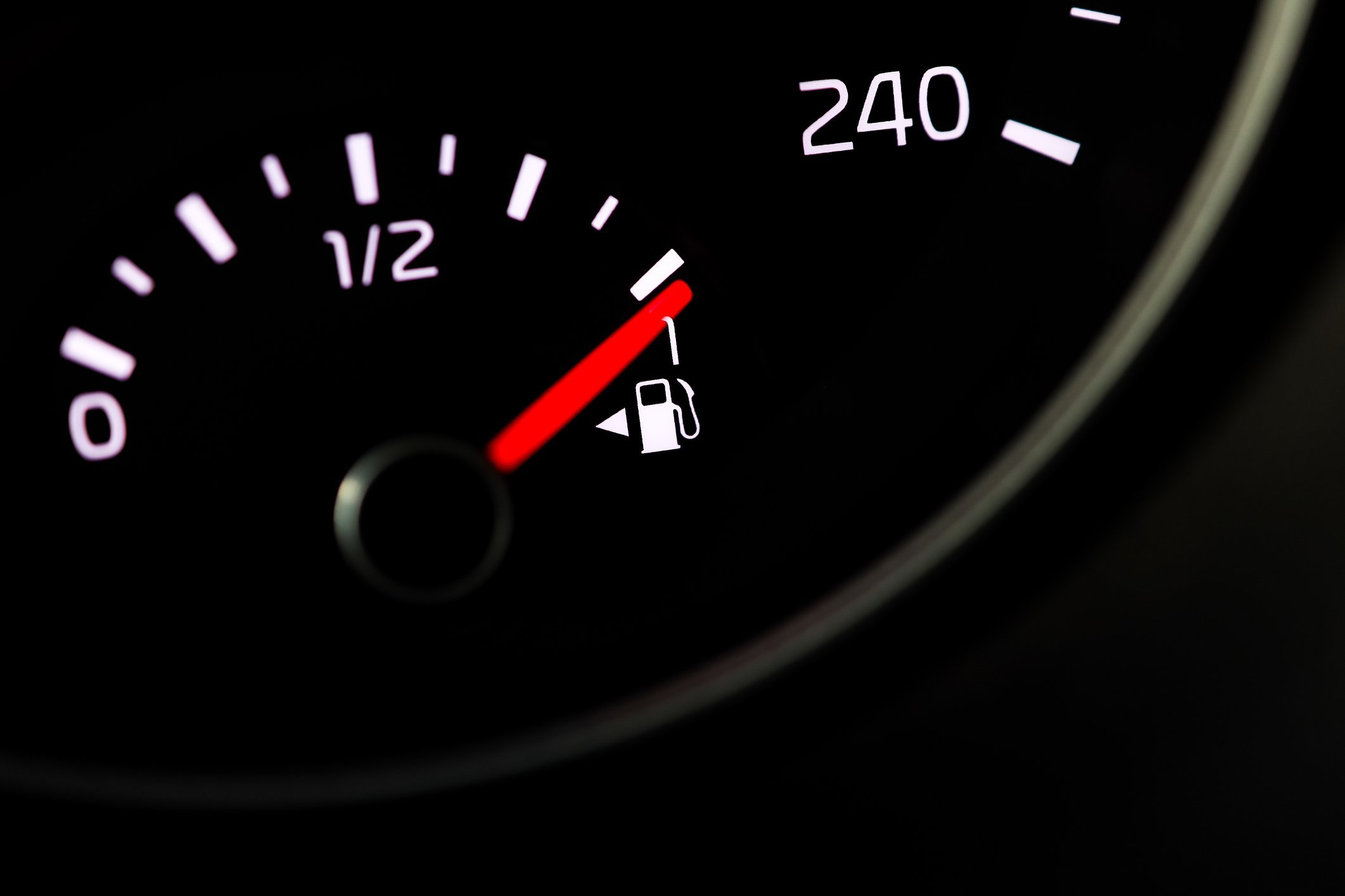 Tankanzeige im Auto