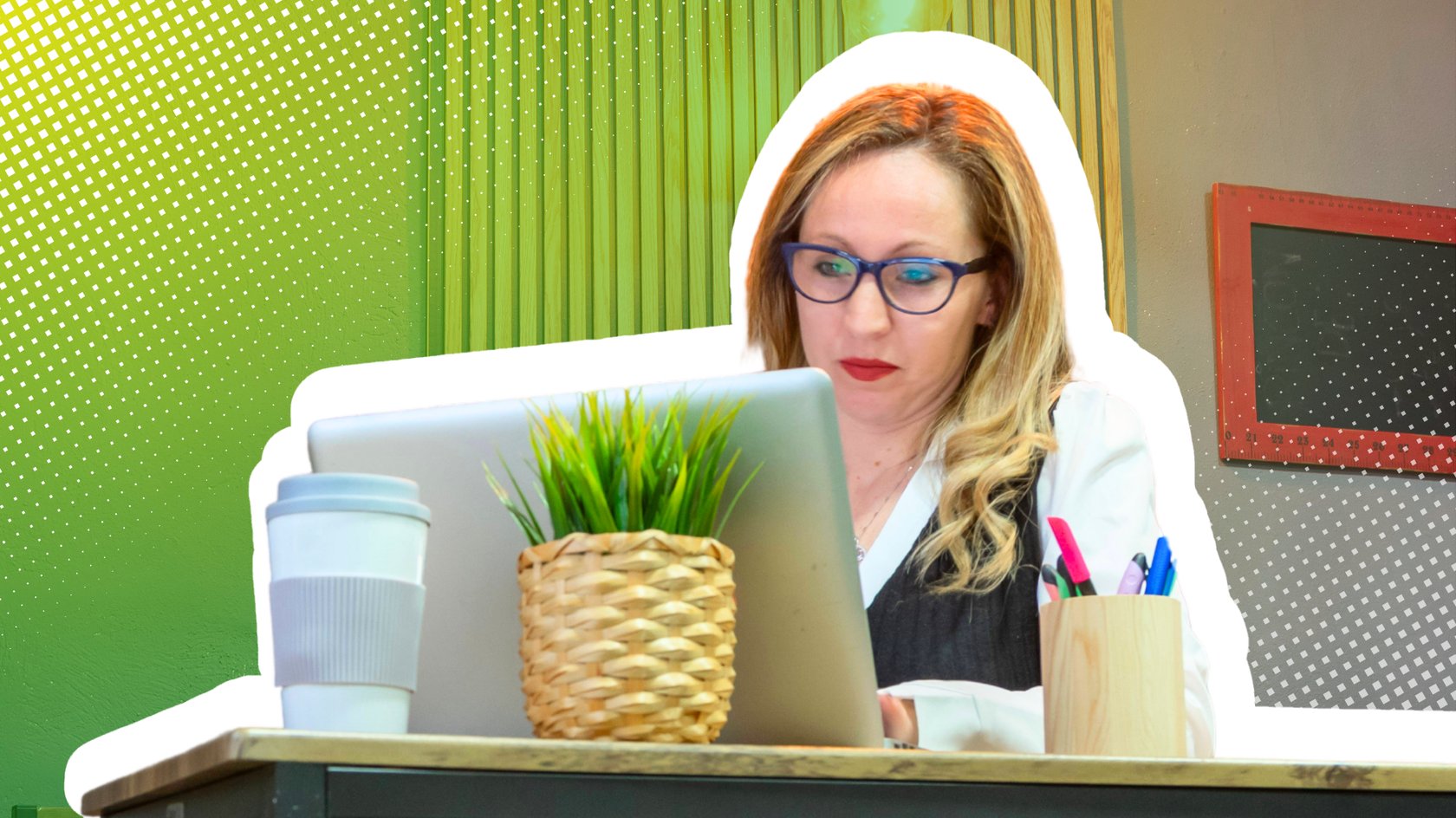 Laptop Frau Arbeit GIGA Template Café