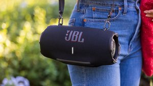 Kraftvoller Sound zum Sparpreis: MediaMarkt verkauft Bluetooth-Lautsprecher von JBL stark reduziert