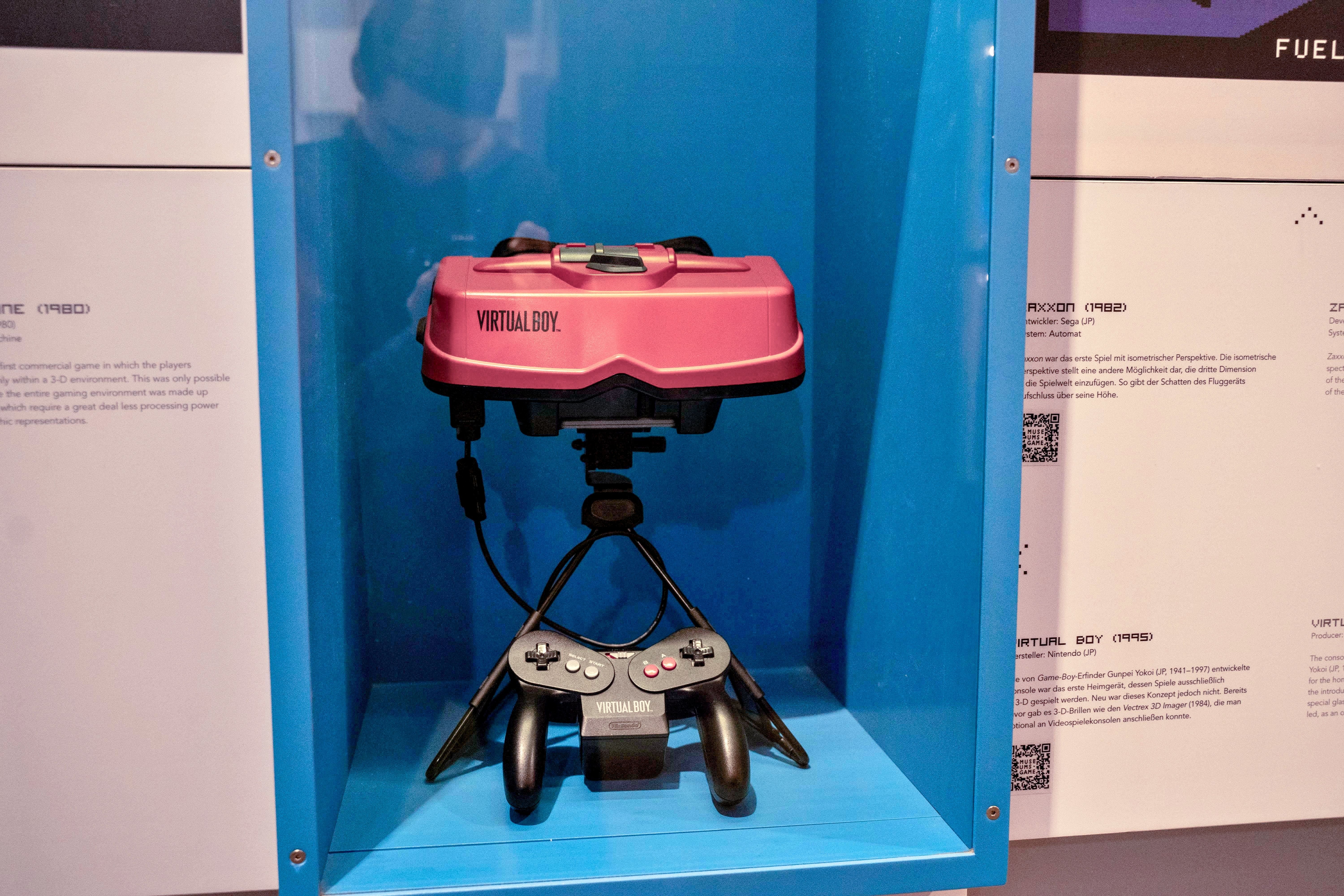 Virtual Boy von Nintendo im Computerspielemuseum Berlin