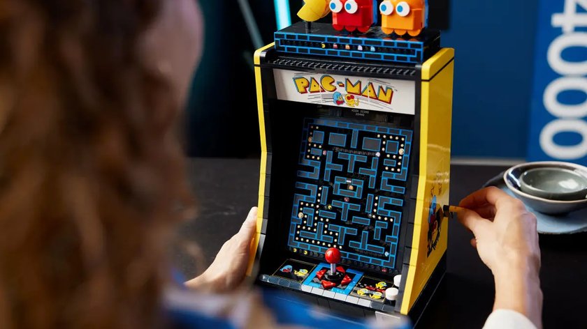Dieser besondere Arcade-Automat von Pac-Man ist aus LEGO und eine wahre Augenweide.